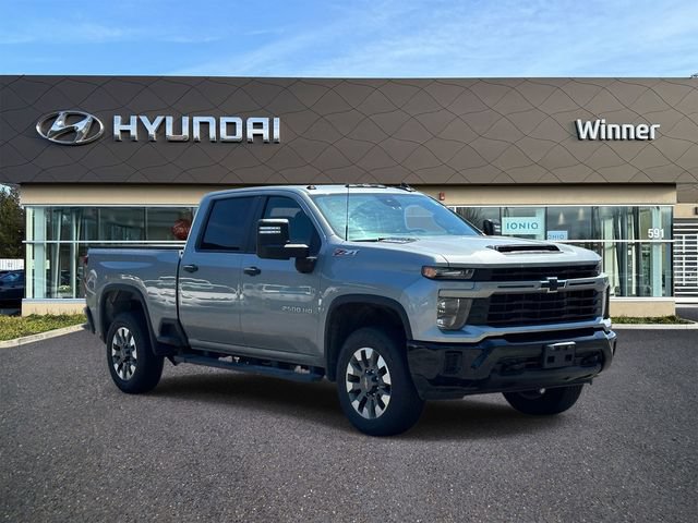 Used 2024 Chevrolet Silverado 2500 Custom w/ Custom Value Package AWD/4WD image 5