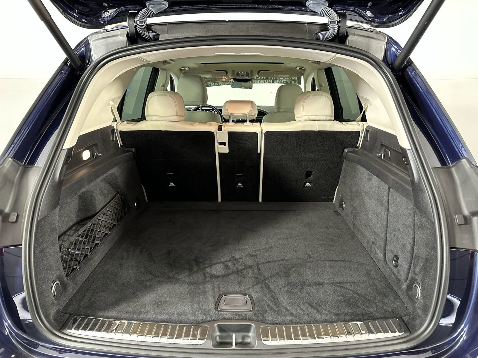 Used 2021 Mercedes-Benz GLE 350 w/ Premium Package image 29