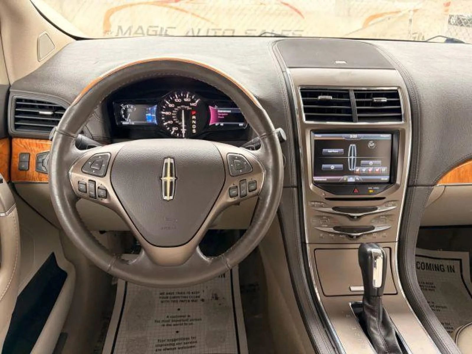 Used 2014 Lincoln MKX AWD w/ Equipment Group 102A image 29