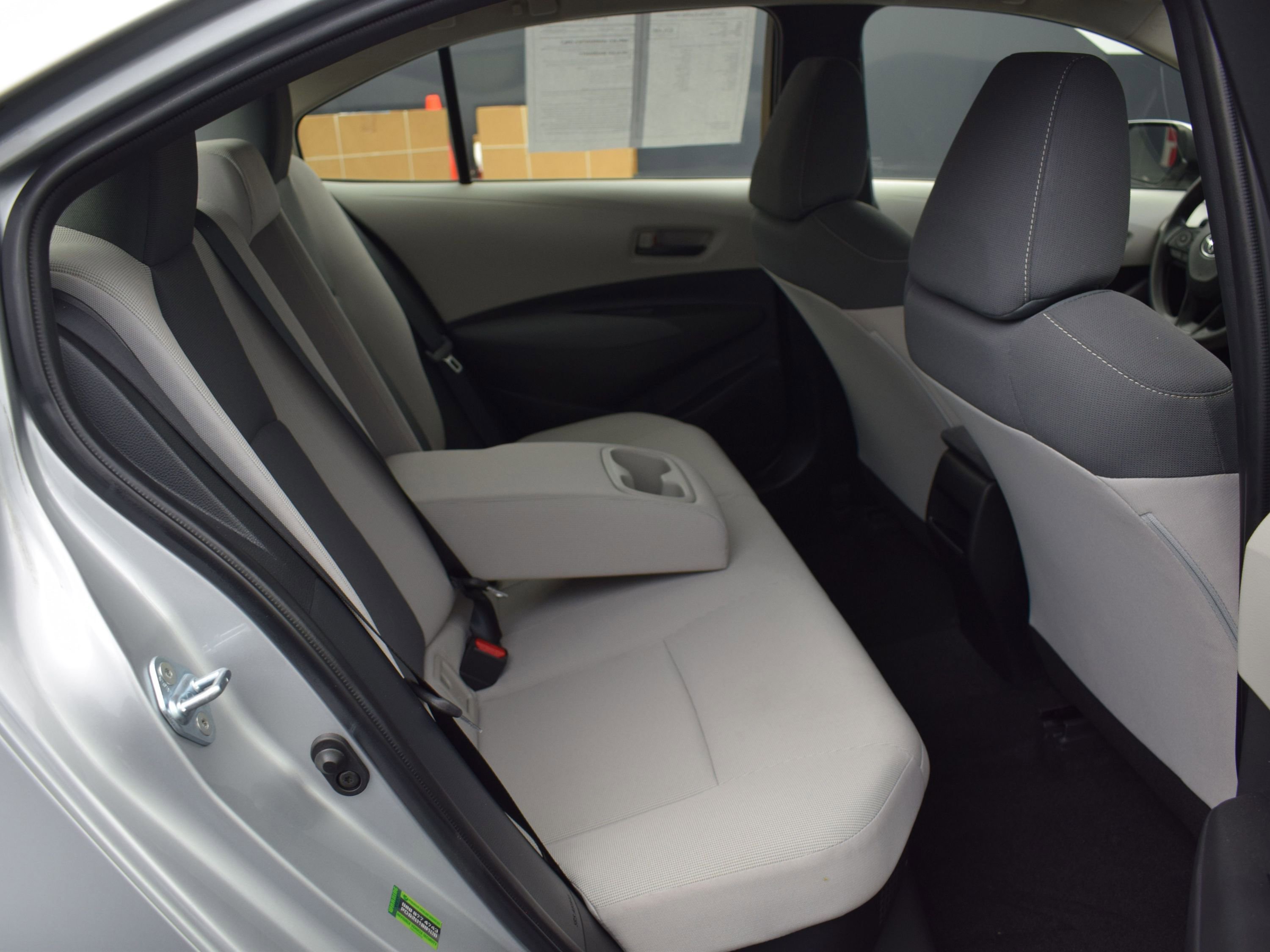 Used 2022 Toyota Corolla LE image 11