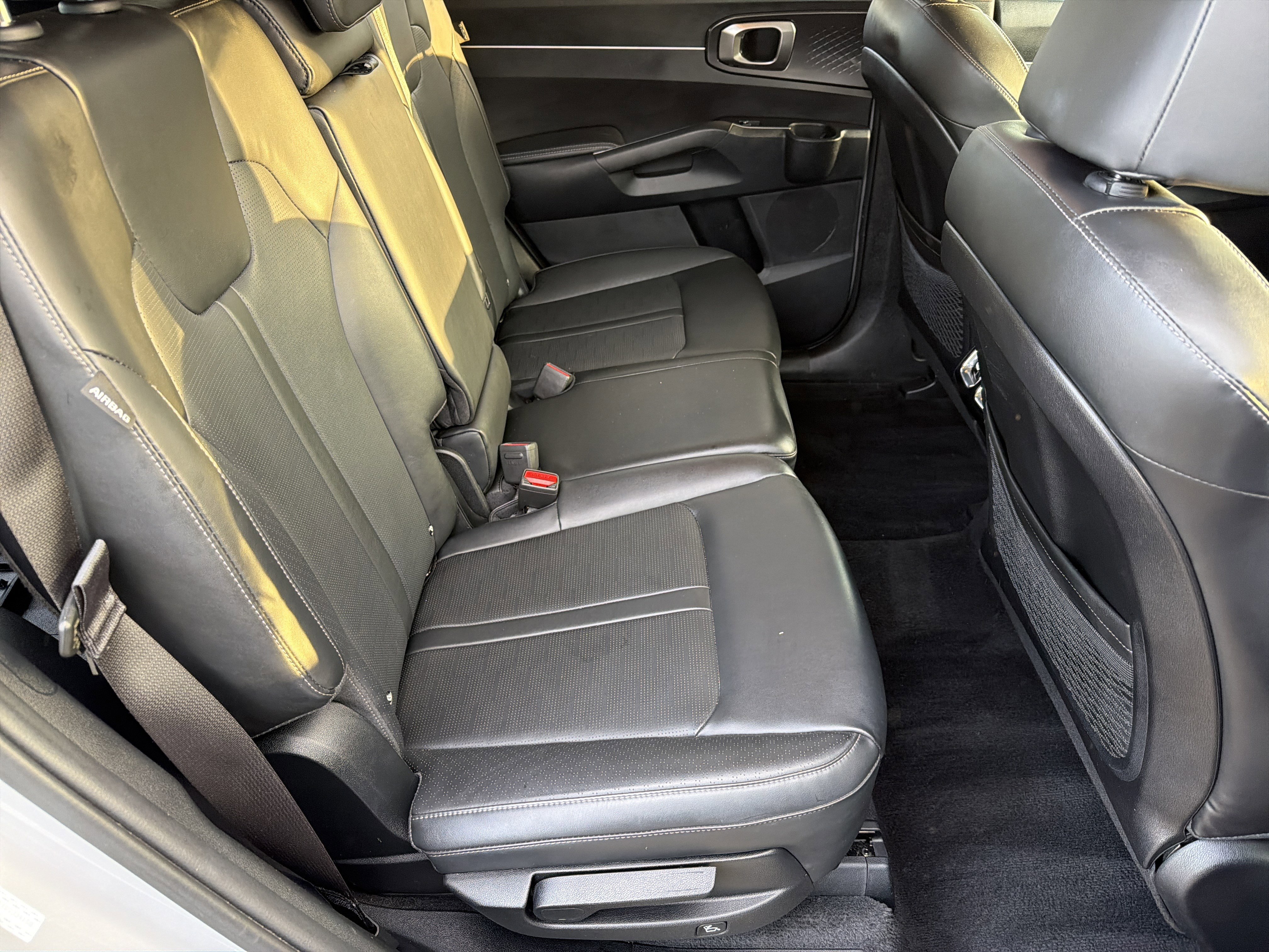 Used 2025 Kia Sorento S FWD image 14