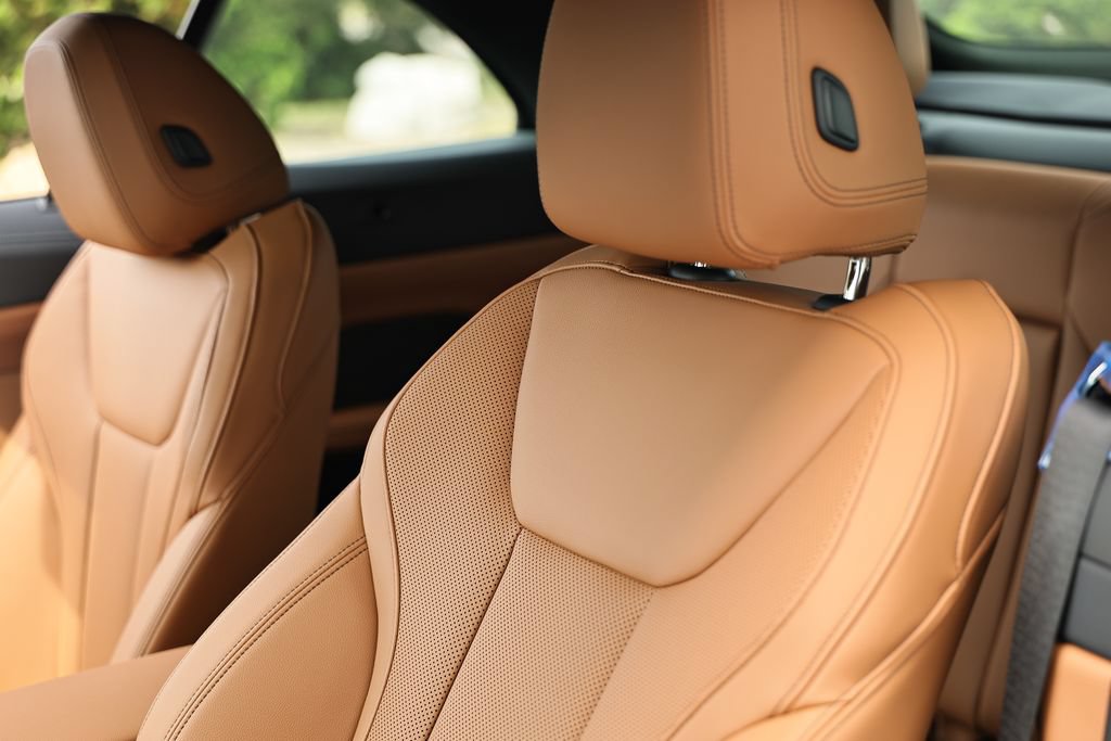 New 2027 BMW M440i Convertible w/ Premium Package RWD image 23