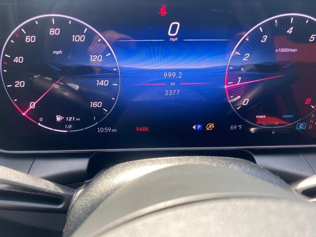 Used 2025 Mercedes-Benz GLC 300 4MATIC image 33