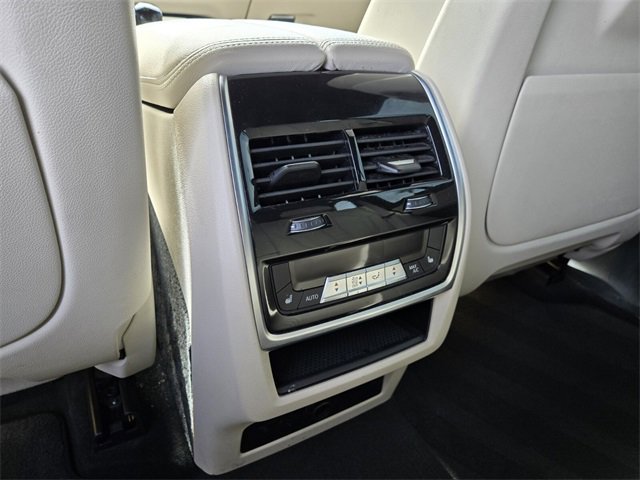 Used 2022 BMW X5 xDrive45e image 18
