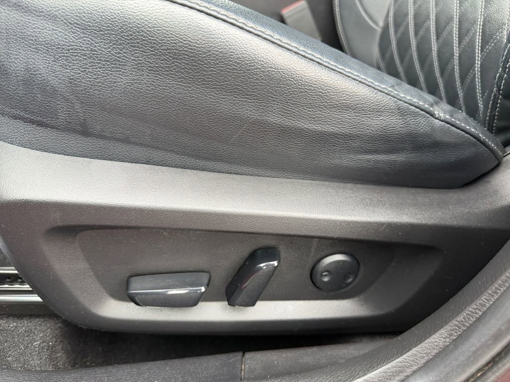 Used 2022 Mitsubishi Outlander SEL image 13