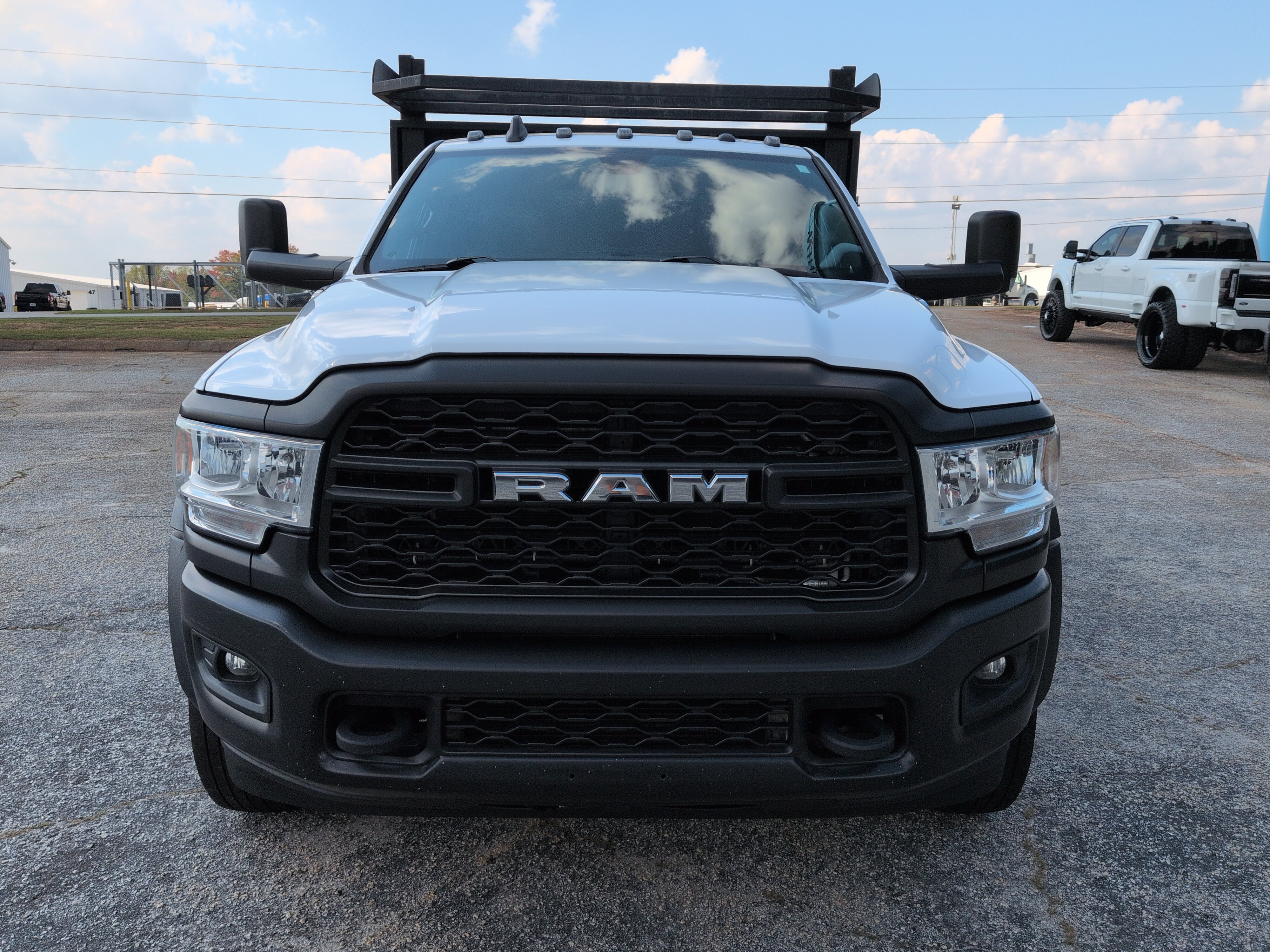 Used 2021 RAM 5500 Tradesman w/ Electrical Accessory Group AWD/4WD image 7