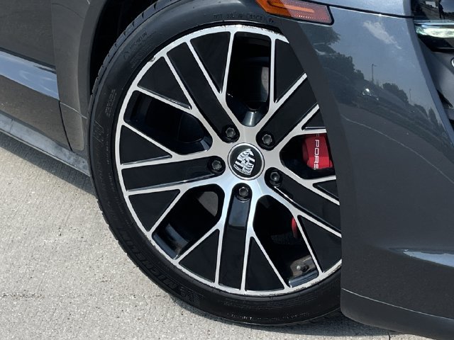 Used 2021 Porsche Taycan 4S AWD/4WD image 8