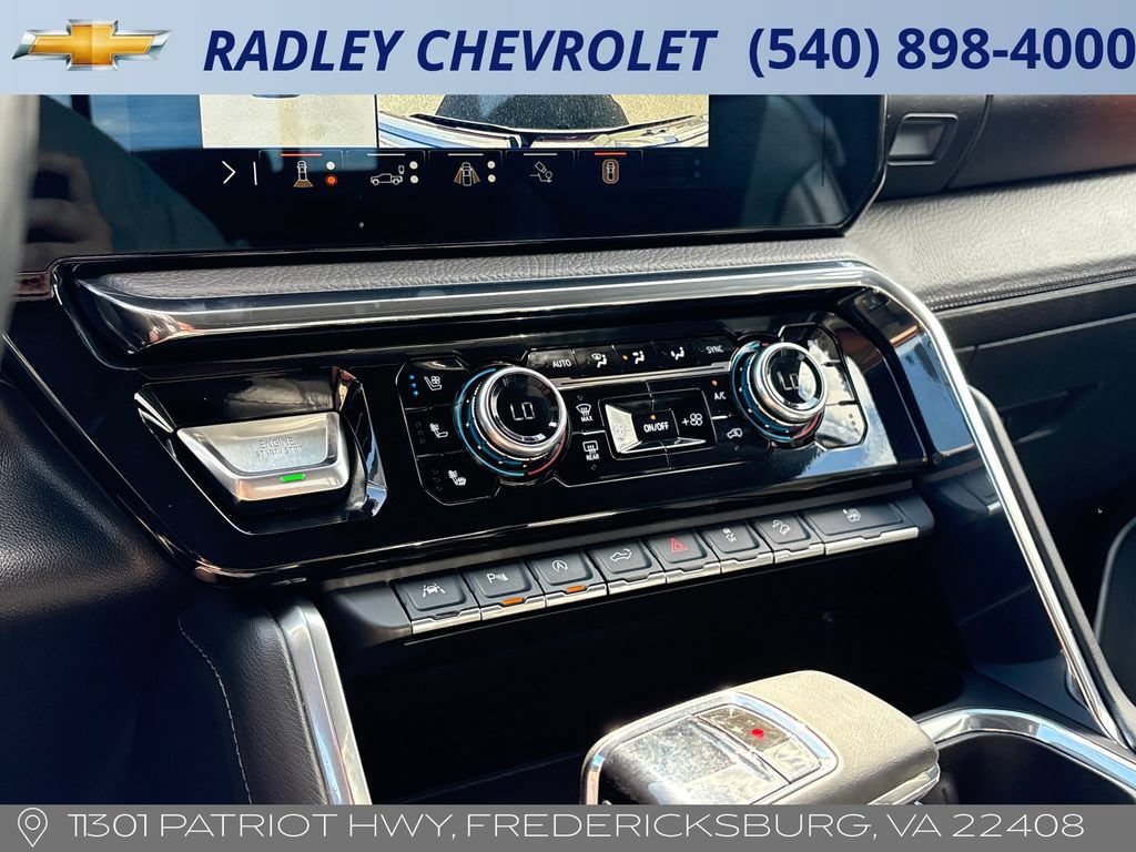 Used 2024 GMC Sierra 1500 Denali w/ Denali Reserve Package AWD/4WD image 10