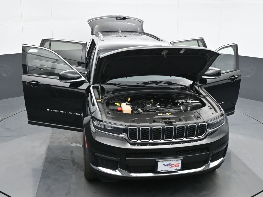Used 2022 Jeep Grand Cherokee L Limited image 35