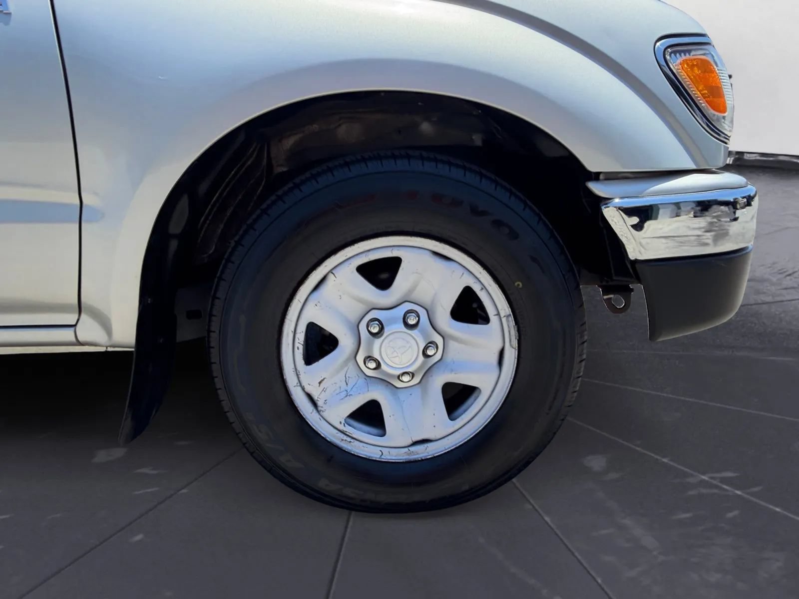 Used 2004 Toyota Tacoma 2WD Xtracab w/ Convenience Pkg image 30