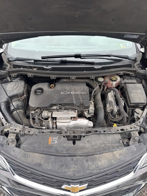 Used 2017 Chevrolet Cruze LT image 6