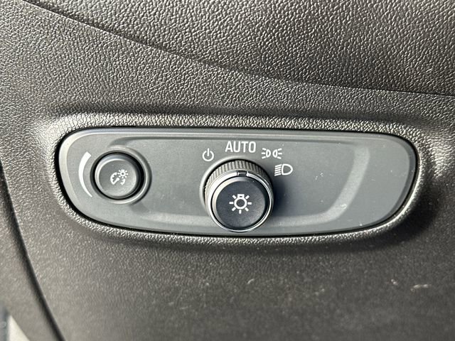 Used 2019 Chevrolet Equinox LT image 25