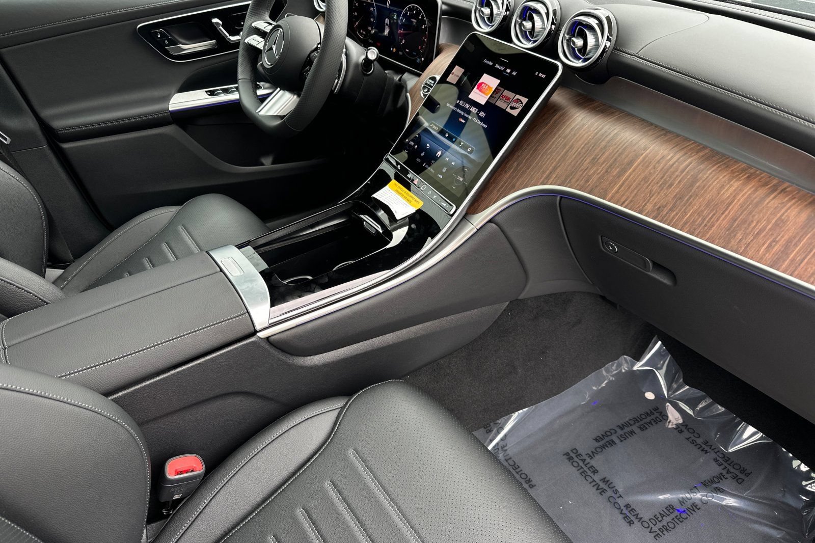 New 2025 Mercedes-Benz GLC 300 4MATIC image 19