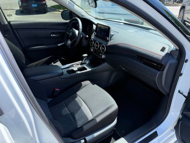 Certified 2024 Nissan Sentra SR FWD image 11