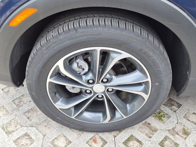 Used 2023 Buick Encore GX Select w/ Safety Package II image 4