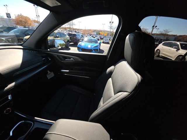 New 2026 Chevrolet Traverse LT w/ Driver Confidence Package image 22