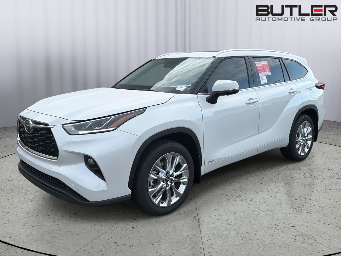 New 2026 Toyota Highlander Limited AWD/4WD image 1