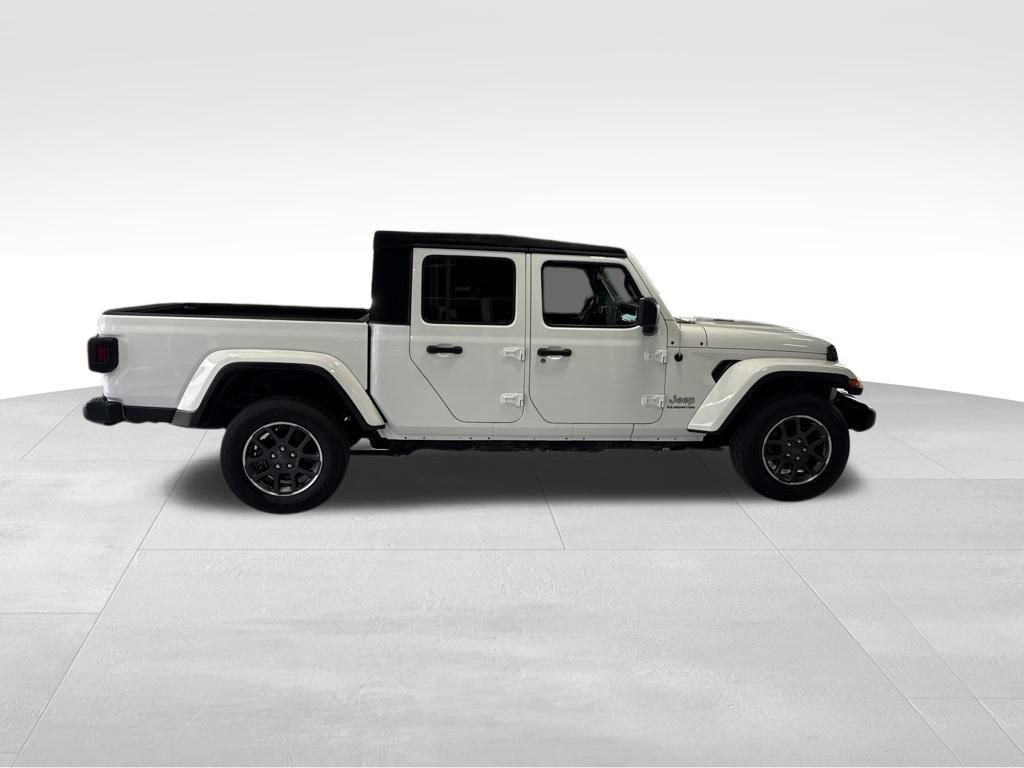Used 2021 Jeep Gladiator Overland w/ Cold Weather Group AWD/4WD image 7