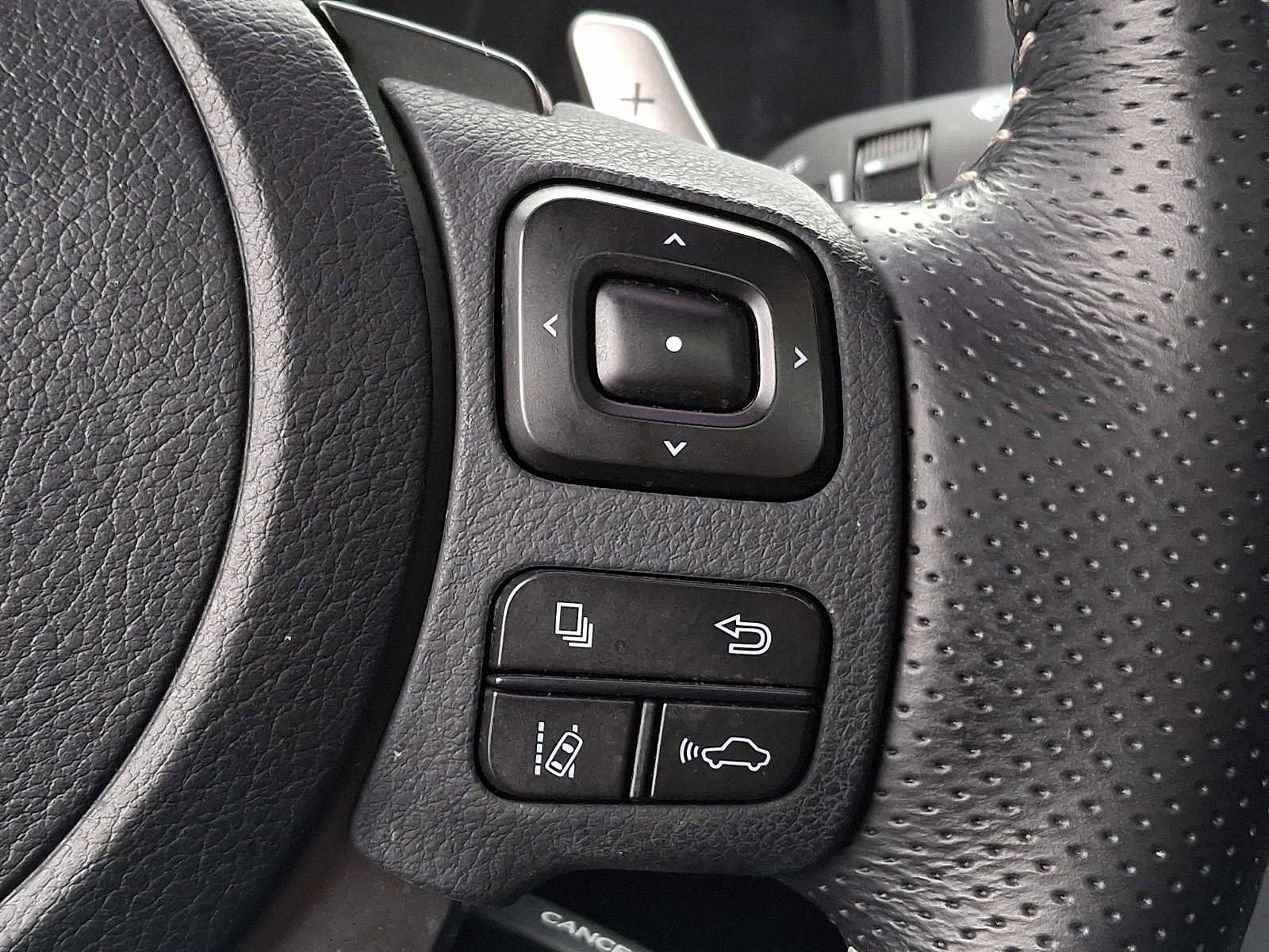 Used 2023 Lexus IS 350 F Sport w/ Memory Package image 19