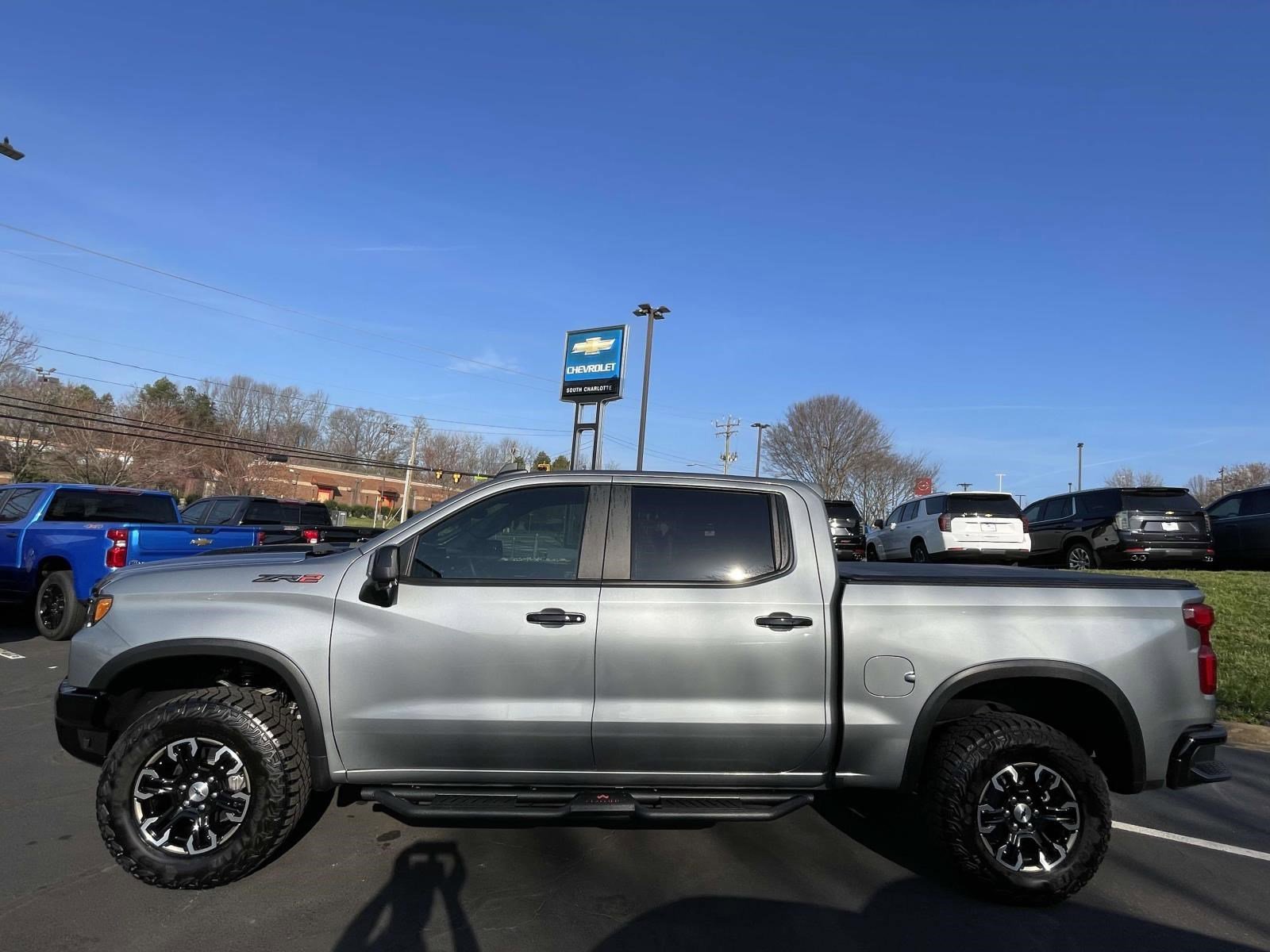 Used 2024 Chevrolet Silverado 1500 ZR2 w/ Technology Package image 8