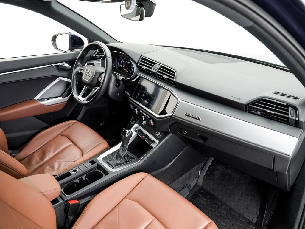 Used 2020 Audi Q3 2.0T Premium w/ Convenience Package image 19