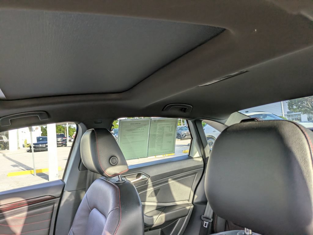 Certified 2022 Volkswagen Jetta GLI Autobahn w/ GLI Black Package FWD image 18