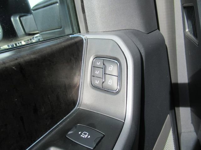 Used 2024 Ford F250 Lariat w/ Lariat Ultimate Package image 33