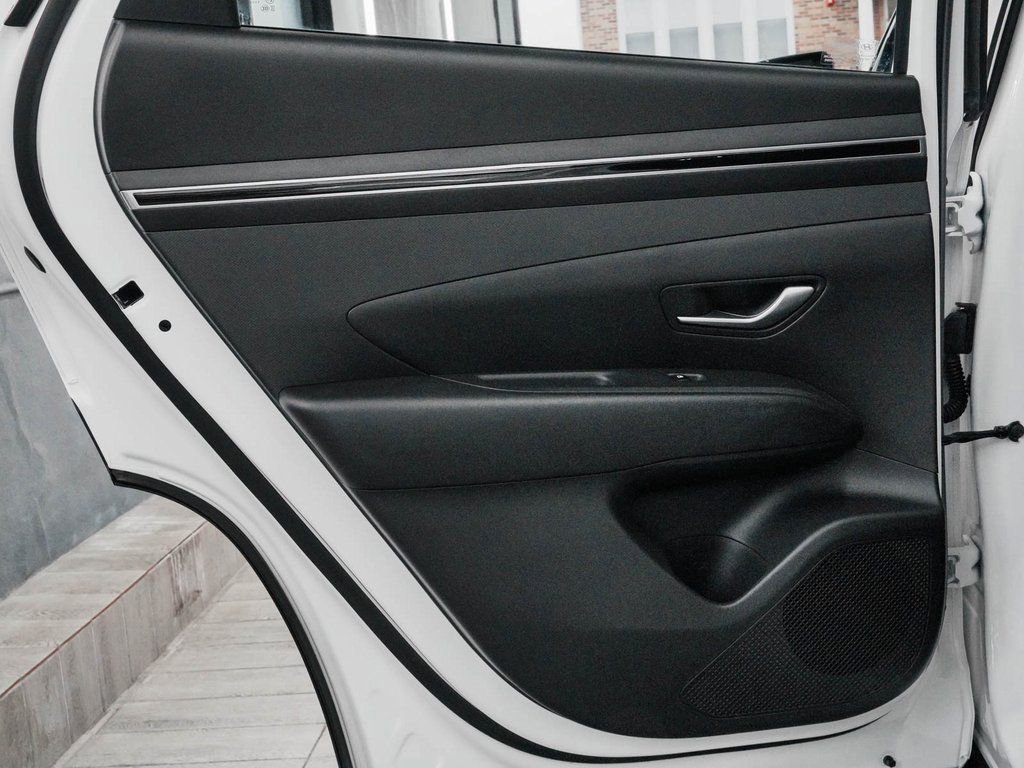 Used 2023 Hyundai Tucson SEL image 14