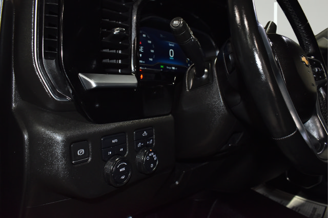 Used 2023 Chevrolet Silverado 1500 LT AWD/4WD image 16