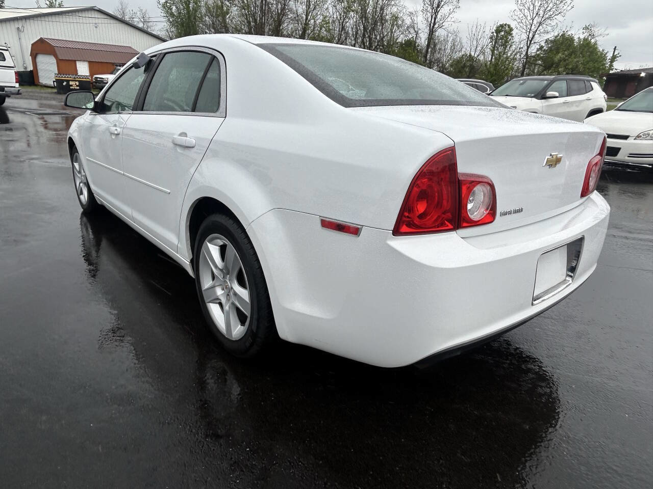 Used 2010 Chevrolet Malibu LS FWD image 6