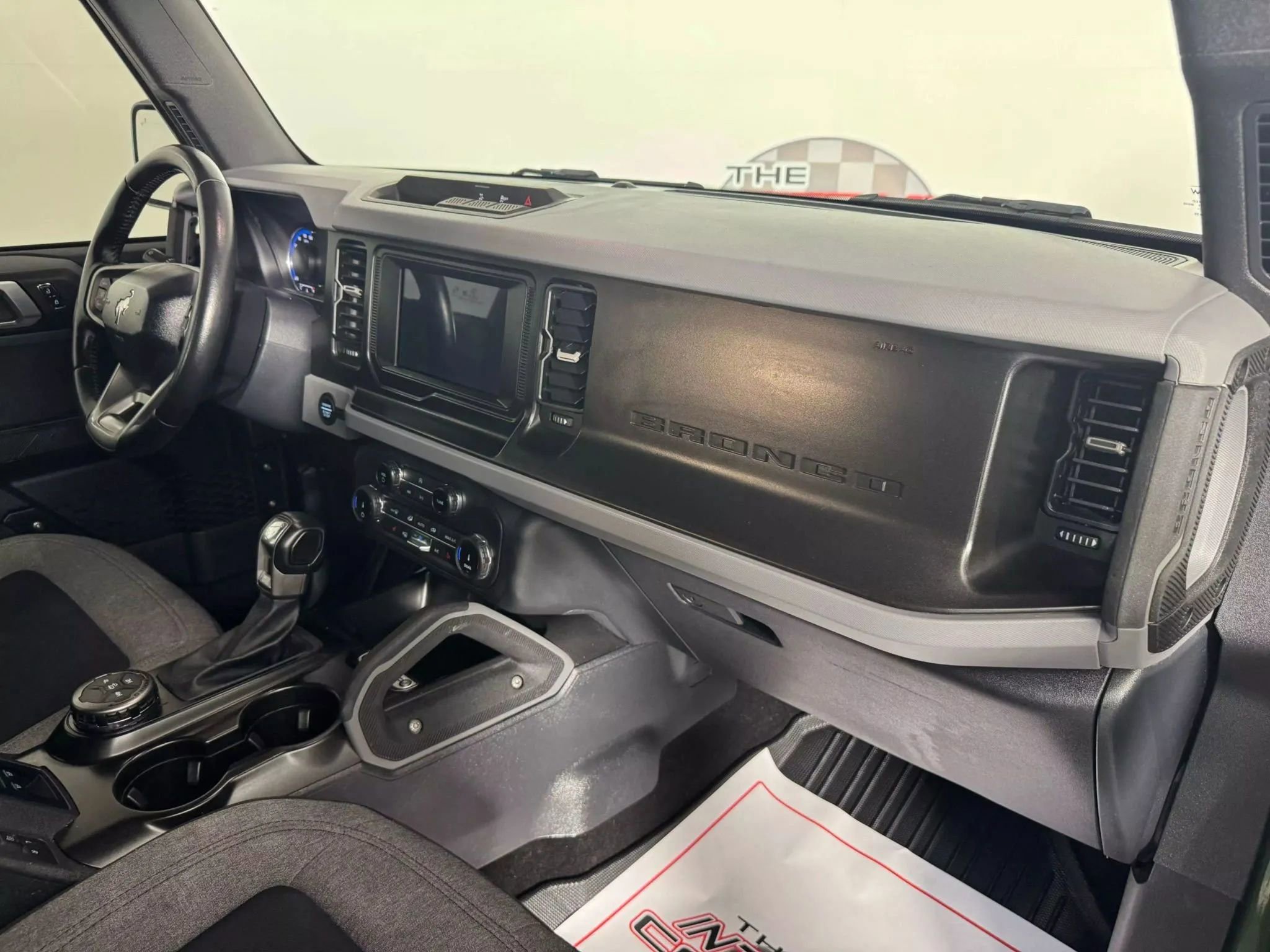 Used 2022 Ford Bronco Big Bend image 12