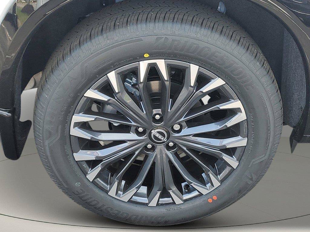 New 2026 Nissan Rogue Platinum AWD/4WD image 9