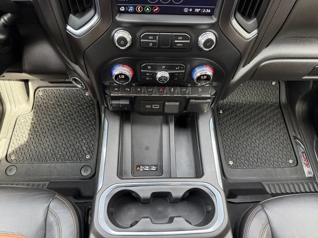 Used 2022 GMC Sierra 1500 AT4 w/ AT4 Carbonpro Edition AWD/4WD image 11