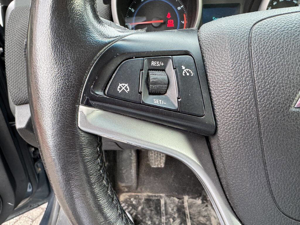 Used 2012 Chevrolet Cruze LT image 14