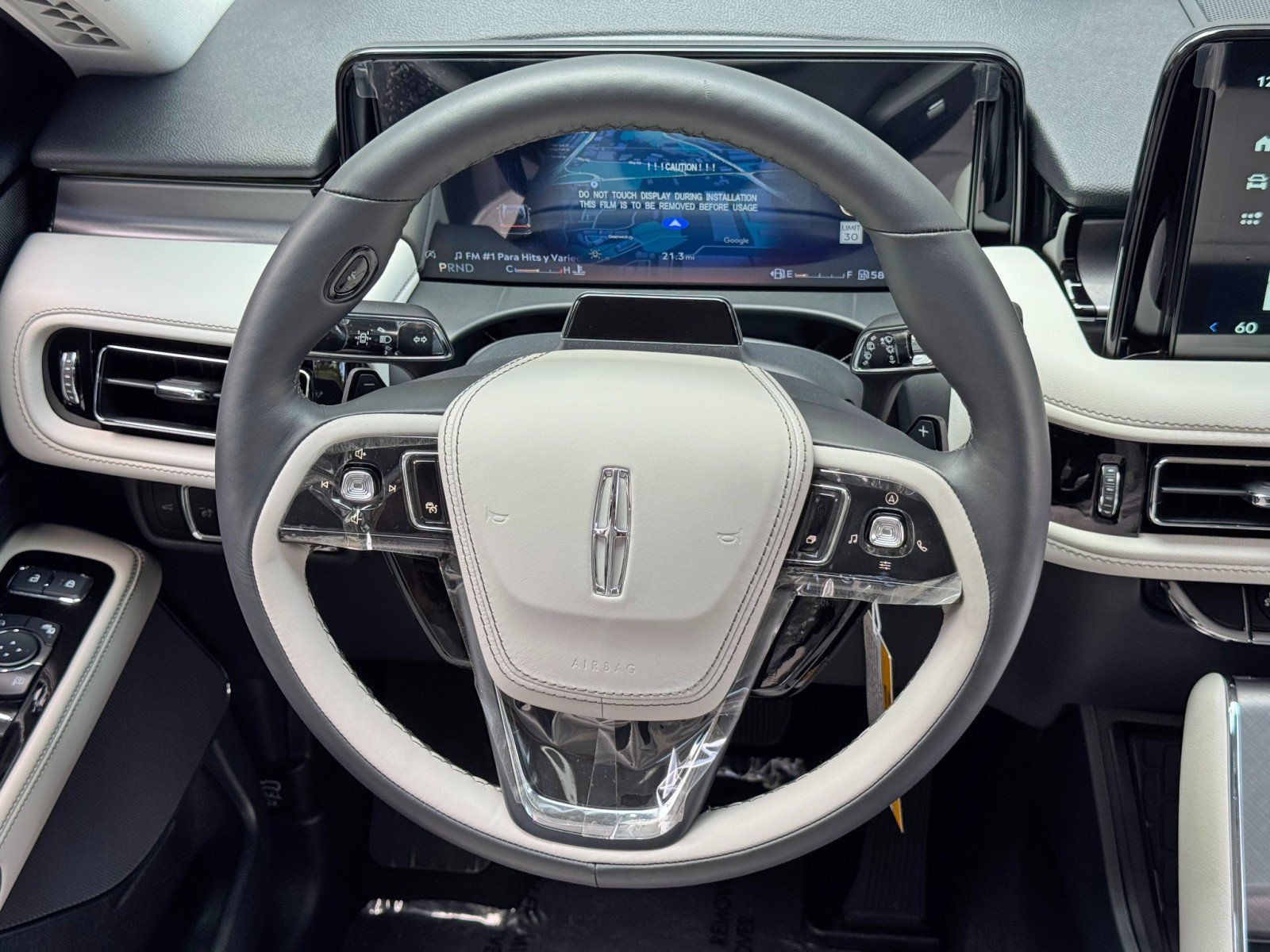 Used 2026 Lincoln Aviator AWD image 22