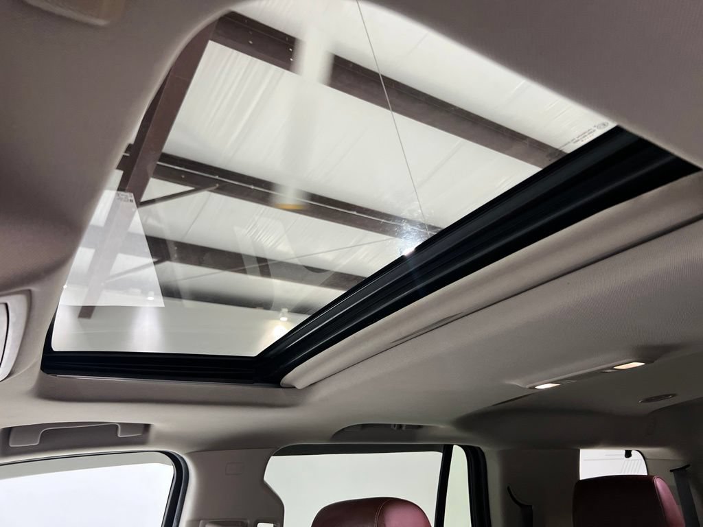 Used 2015 Chevrolet Tahoe LTZ RWD image 21