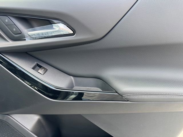 New 2026 Chevrolet Equinox LT w/ Convenience Package II image 8