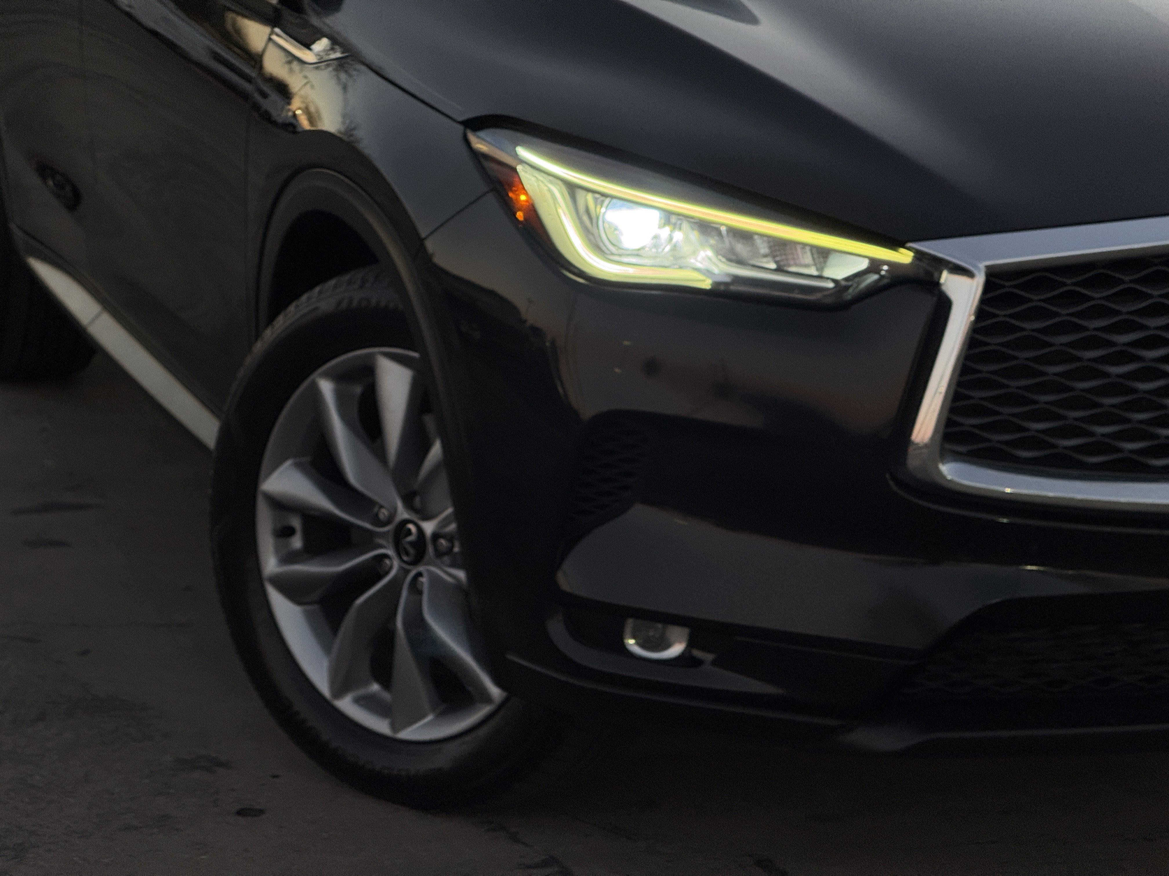 Used 2022 INFINITI QX50 Luxe FWD image 12