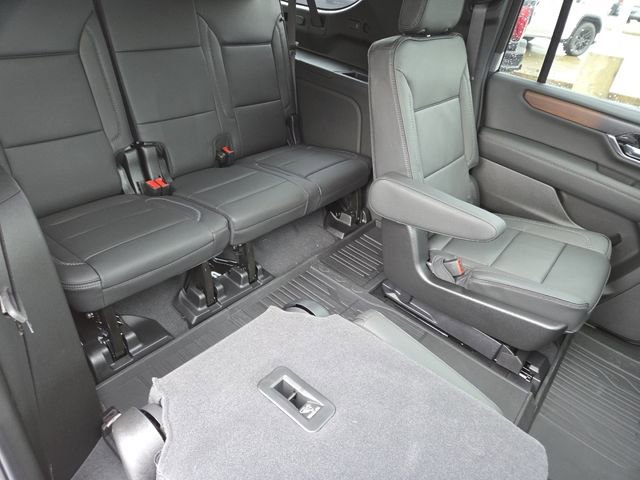 New 2026 GMC Yukon XL Denali w/ Sun & Power Step Package image 33