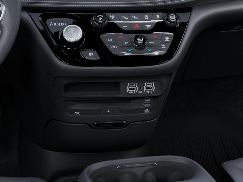New 2025 Chrysler Pacifica Select w/ Uconnect Theater Family Group image 24