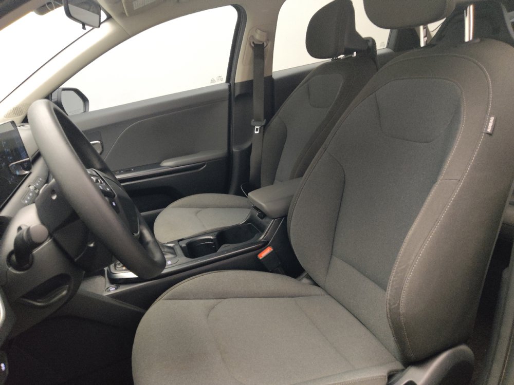 Used 2025 Kia K4 FWD image 17