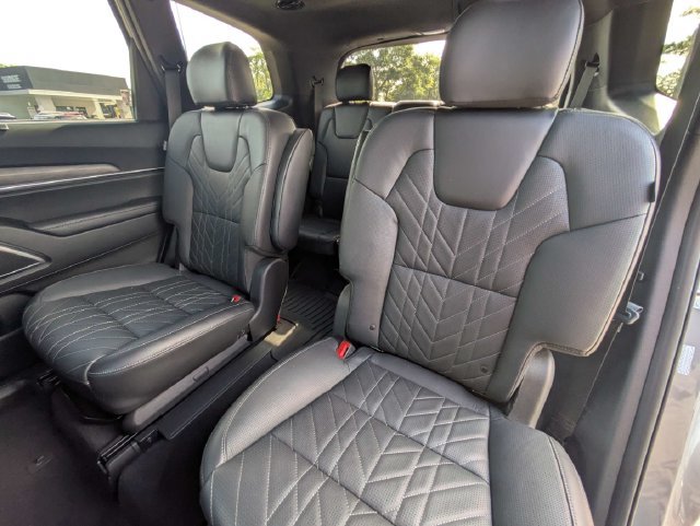 Certified 2024 Kia Telluride SX Prestige X-Line AWD/4WD image 17