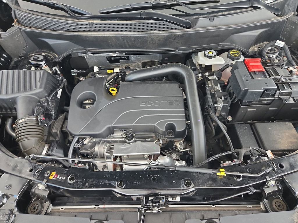 Used 2025 Chevrolet Equinox LT image 36