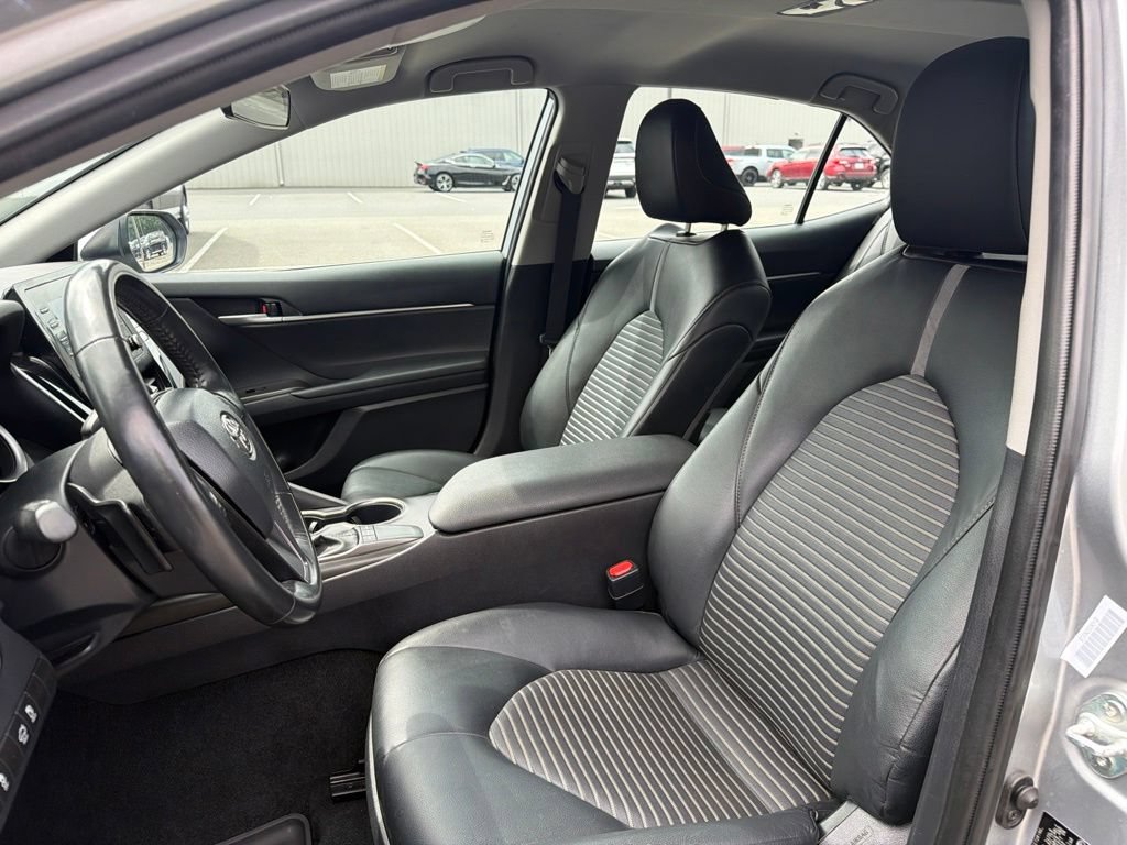 Used 2024 Toyota Camry SE FWD image 18