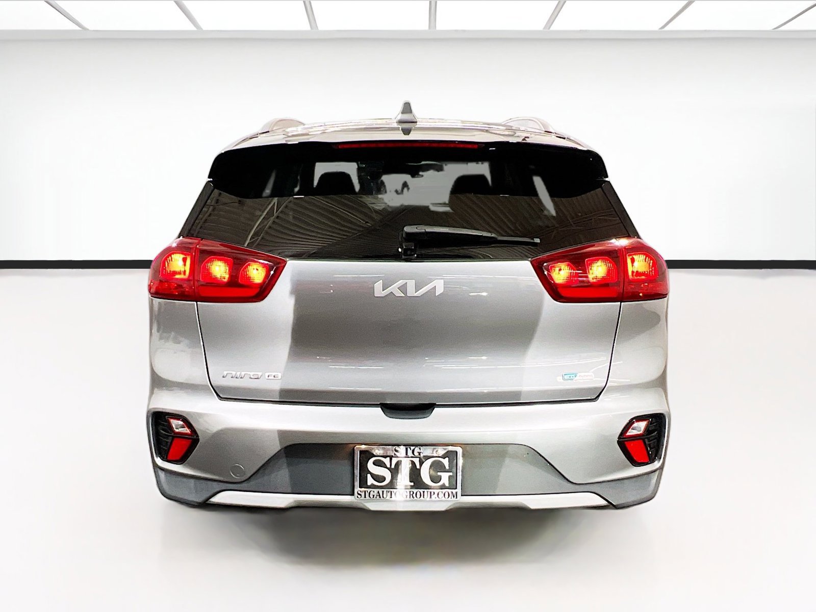 Used 2022 Kia Niro LX FWD image 5