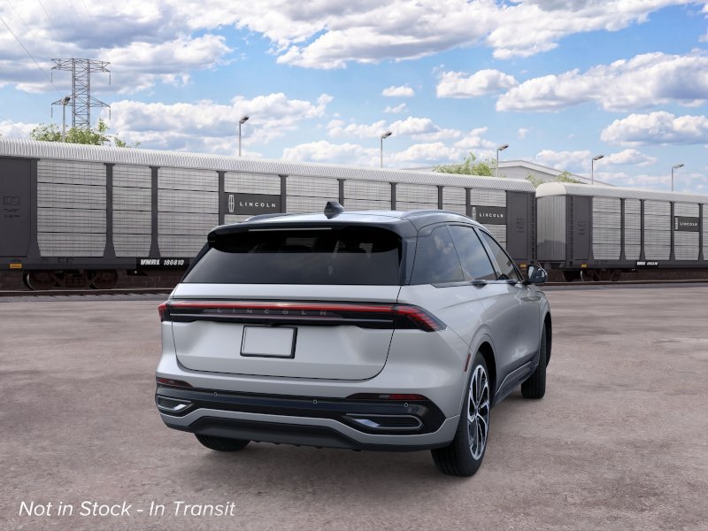 New 2026 Lincoln Nautilus Reserve AWD/4WD image 8