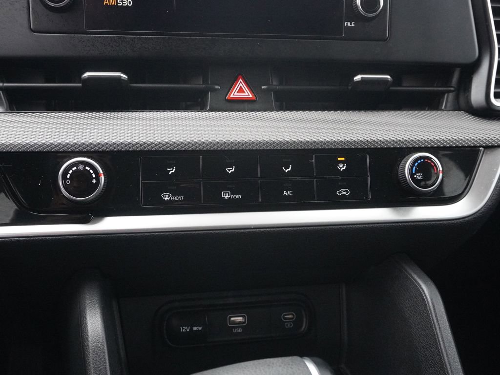 Used 2024 Kia Sportage LX image 36