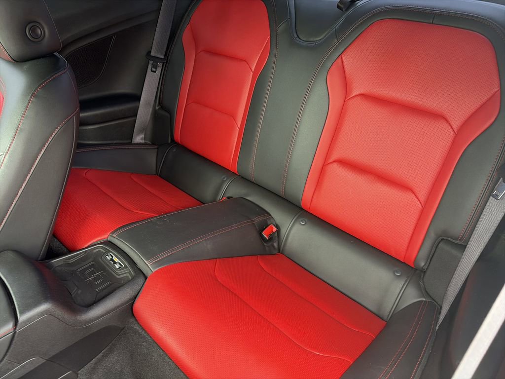 Used 2017 Chevrolet Camaro LT RWD image 28