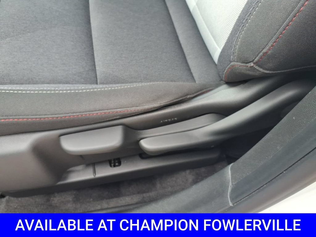 Used 2024 Chevrolet Trax RS w/ Driver Confidence Package FWD image 17
