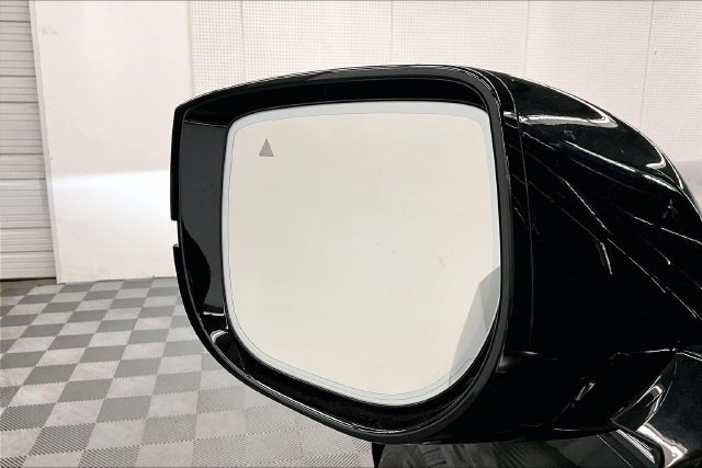 Used 2025 INFINITI QX80 Sensory AWD/4WD image 32